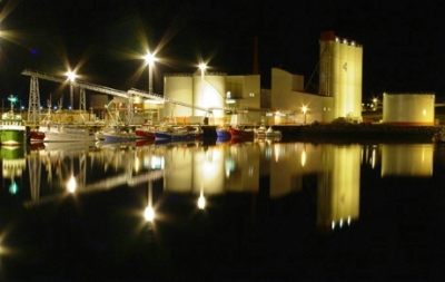 Er sm&aacute;b&aacute;ta&uacute;tger&eth; a&eth; leggjast af &aacute; Akranesi?